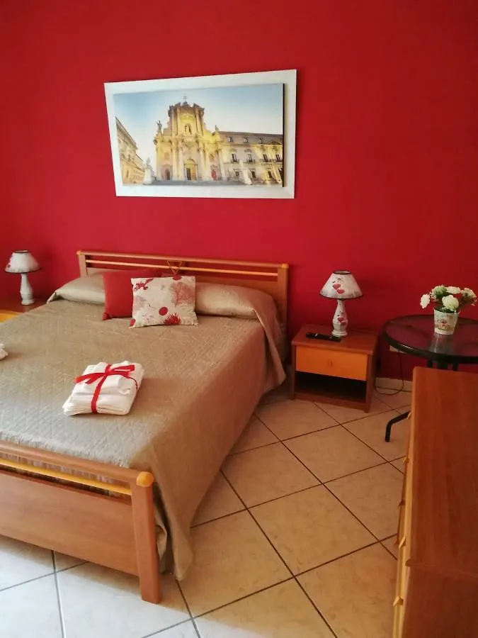Enzo&Mary'S Apartment Syracuse Italie